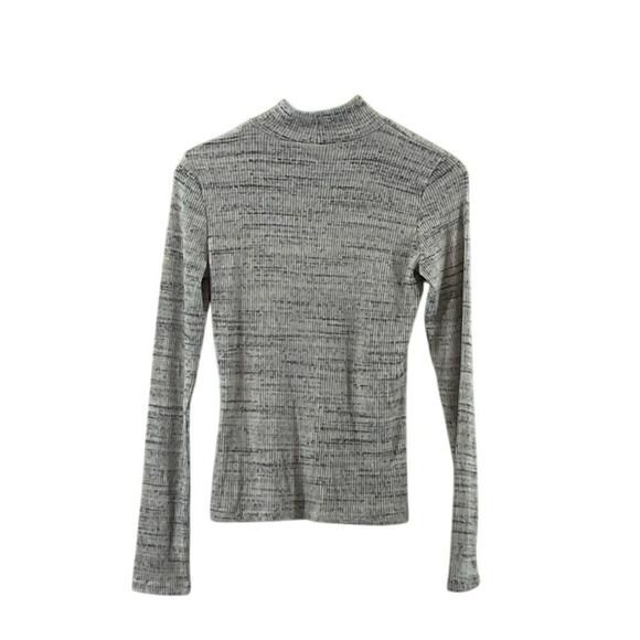 Project Social T Fitted Ribbed Cold Shoulder Cut Out Design Gray Sweater - Picture 2 of 4